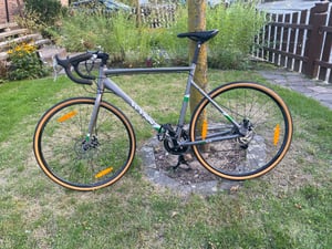 WYNN Gravel Bike 28 Zoll GRL5.0 silber-weiß Rahmenhöhe 57 cm 14 Gänge Kunden-Foto 2