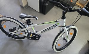 Bergsteiger Kansas 20 Zoll Kinderfahrrad, geeignet für 6, 7, 8, 9 Jahre, Shimano 6 Gang-Schaltung, Mountainbike mit Weißwandbereifung, Jungen-Fahrrad, Mädchen-Fahrrad Kunden-Foto 1