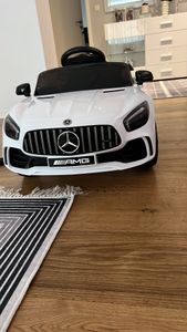 Audi RS e-tron GT  Kinderauto Kinder Elektroauto 12V mit Musik，breitem Sitz, verstellbarem Sicherheitsgurt Schwarz Kunden-Foto 18