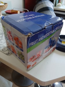 Éplucheur électrique sans fil pour fruits et légumes, rechargeable par USB, pour éplucher rapidement les tomates, l'ail et les fruits - PeelStar Photo du client 1