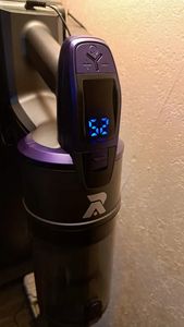 2026 Kabelloser SmartAI Staubsauger Redkey X18,60KPa 500W 80 Min,8-in-1 Multifunktion mit LED,Intelligenter Automatikmodus,ideal für Tierhaarea Kunden-Foto 1
