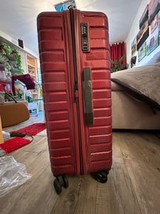 WINGS CRAKE Mittelgroßer Koffer - Polycarbonat TSA Schloss Rot Kunden-Foto 1