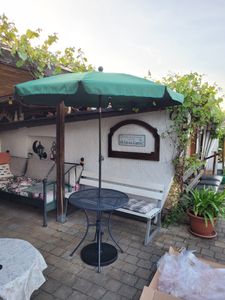 Yaheetech Sonnenschirmständer Schirmhalter 14 kg rund für Marktschirm Ø 38/48 mm, für Balkon Terrasse Garten, Bronze Kunden-Foto 2