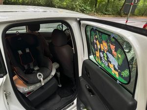 2X HECKBO Auto Sonnenblenden Kinder Dschungel Motiv mit 8 Saugnäpfen, 48 x 31 cm, UV-Schutz, faltbar inkl. Tragetasche für Baby & Kind Kunden-Foto 1