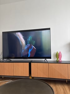 TCL P79K 43P79K Fernseher 109 2 cm (43 ) 4K Ultra HD Smart-TV WLAN Metallisch 350 cd/m2 Kunden-Foto 1