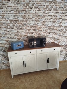 VASAGLE Küchenschrank, Sideboard mit Schubladen, Aufbewahrungsschrank mit Türen, verstellbare Ablage, Landhausstil, für Wohnzimmer Küche Esszimmer Kunden-Foto 1