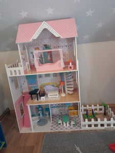 Mamabrum großes Holz-Puppenhaus für Kinder mit modernem Zubehör Kunden-Foto 1