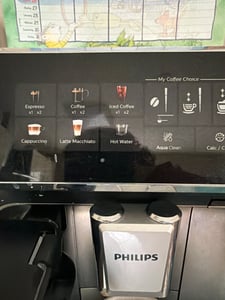 Philips Series 3300 LatteGo EP3347/90 Automatický kávovar, Espresso kávovar, 1,8 l, Kávová zrna, Vestavěný mlýnek, 1500 W Fotografie od zákazníka č. 1