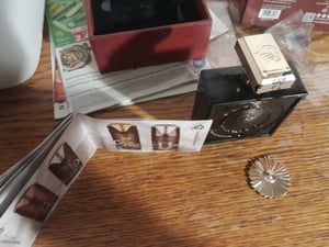 Lattafa Niche Emarati Vintage Castle Edp Spray Kunden-Foto 2