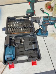 3 in 1 Akku-Schlagbohrschrauber Akkuschrauber Schlagbohrmaschine 21V Bürstenloser Motor Akkuschrauber Set mit Koffer und viel Zubehör 2x Akku Kunden-Foto 1