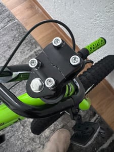 Actionbikes Kinderfahrrad Zombie 20 Zoll | Kinder Fahrrad - V-Brake Bremsen - Kettenschutz - Fahrradständer - Kinderrad - 6-9 Jahre (Grün) Kunden-Foto 10