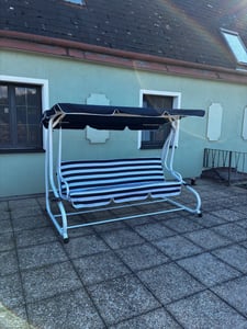 DEGAMO Hollywoodschaukel MIAMI 4-sitzer, grau/creme, Liegefunktion, incl. Abdeckhaube Kunden-Foto 1
