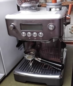 Ekspres do kawy Cecotec Barista Power Espresso 20 Barista Grind & Latte. 1350 W, 20 barów, młynek stożkowy, zbiornik na wodę o pojemności 2,6 litra Zdjęcie produktu od klienta nr 1