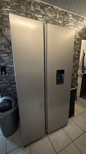 PKM SBS444EIXWD Side by Side Kühl-Gefrierkombination, 439 L, 2-türig mit Wasserspender, NoFrost, Display mit Touch Control, Inox Design Kunden-Foto 2