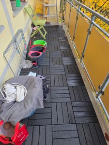 ECD Germany WPC Terrassenfliesen, 30x30 cm, 55er Spar Set für 5m², Anthrazit in Holzoptik, für Garten Balkon Bodenbelag mit Drainage und Klicksystem Kunden-Foto 4