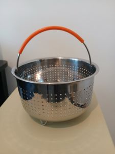 Edelstahl Dampfgarer Dampfeinsatz, Instant Topf Zubehör, Kochen Gemüse Dampfkorb, Dämpfkorb für Schnellkochtopf mit Silikonbeschichtetem Griff für Dünsten von Gemüse Früchte Eier（3qt） Kunden-Foto 3