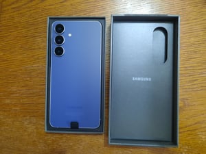 Galaxy S25 FE - Jetblack - 128 GB Kunden-Foto 1