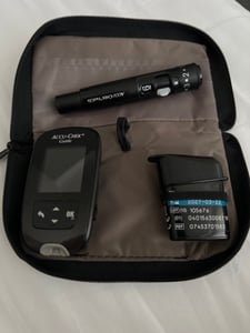 ACCU-CHEK Set guida mg/dl, 1 pz. Misuratore di pressione sanguigna Foto del cliente 1