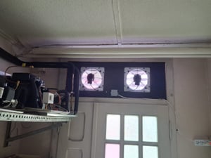 VEVOR 269mm afzuigventilator met lamellen, industriële wandventilator, 25,5W, stalen behuizing, wandmontage, 1380m³/h, 1400rpm, stille werking, ventilatie + koeling voor garage, kas, werkplaats, stal Klantenfoto 1