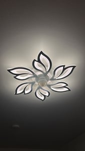 ZMH Wentylator sufitowy LED z oświetleniem 48W Czarna lampa sufitowa z wentylatorem Cichy pilot zdalnego sterowania Ściemnianie 3 temperatury barwowe 6 prędkości Timer Lampa sufitowa do sypialni do salonu jadalni Zdjęcie produktu od klienta nr 5