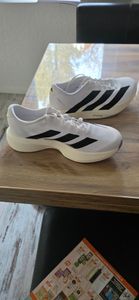 Adidas JH6206_640, Weiß, Cloud White,Core Black,Cloud White Kunden-Foto 1