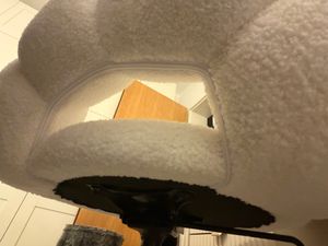 Yaheetech Bürostuhl höhenverstellbarer Schreibtischstuhl ergonomischer Bürosessel, Wolkenform, bis 136 kg belastbar, Schwarz Kunden-Foto 2