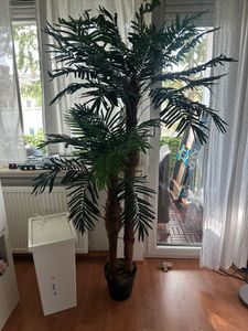 Decovego künstliche Fächerpalme, Kunstpalme, 180 cm aus Kunststoff in Grün, Kunstpflanze für Wohn- & Büroräume, Allergikerfreundlich & Pflegeleicht Kunden-Foto 4