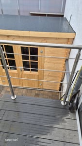 Yakimz Treppengeländer 120cm 4 Querstreben Edelstahl Geländer und Handläufe Balkongeländer Aufmontage Treppe Brüstung Balkon Pflegeleicht Innen und Außen Brüstung Kunden-Foto 1