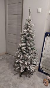 COSTWAY albero di Natale a matita 225cm, albero di Natale artificiale 641 aghi in PVC con neve, albero di Natale con supporto in metallo, albero di Natale artificiale Foto del cliente 1