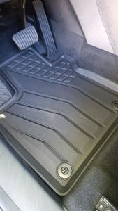 J&J AUTOMOTIVE | EKO Gummimatten Gummifußmatten Für Peugeot 308 ab 2021, Schwarz, Anti-Rutsch, Ohne Geruch, mit Tunnel, Allwetter, Rand 3cm, Set 4-Teilig, mit Befestigungen Kunden-Foto 1
