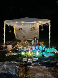 Pavilon Wiltec 3 x 3 m v bílé barvě s UV ochranou 50+, zahradní pavilon s odnímatelnými bočnicemi, párty stan s okny např. pro terasu a festivaly