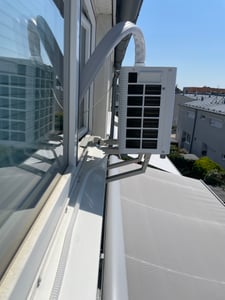 Midea 4048164116478, Window air conditioner, Grau, Weiß, Kühlung, Heizung, 3500 W, 3200 W, 12000 BTU/h Kunden-Foto 1