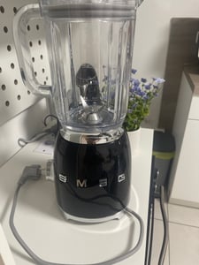 Smeg BLF03BLEU blender 1,5 L Mélangeur de table 800 W Noir Photo du client 4