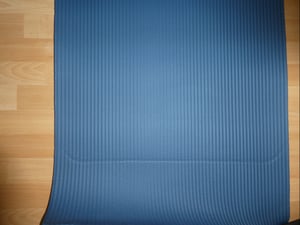 Tapis de gymnastique Hop-Sport 190 x 60 cm x 1,5 cm, tapis de sport - ménageant les articulations & antidérapant, tapis de fitness en mousse NBR + sangle de transport- rose foncé Photo du client 2