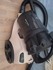 Odkurzacz cyklonowy Mozano 4000W, bez worków, 15 w 1, z funkcją wielocyklonową Zdjęcie produktu od klienta nr 1