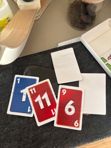 Mattel Games SKIP-BO, Kartenspiel, Gesellschaftsspiel, Familienspiel, Kinderspiel, 52370 Kunden-Foto 4
