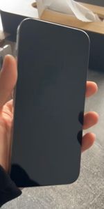 Apple iPhone 16 Pro Max , 17,5 cm (6.9"), 2868 x 1320 Pixel, 512 GB, 48 MP, iOS 18, Sand Kunden-Foto 1