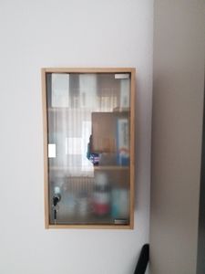 Theo&Cleo Medizinschrank aus Bambus, Erste Hilfe Schrank, Medikamentenschrank (3 Fächer) Kunden-Foto 1