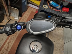 BEELINE Motorrad Navi GPS Computer - Silber I Weltweite NavigationI Wetterfest & 30 h Akkulaufzeit I Navi für Motorrad & Scooter I Handschuhgeeignet Kunden-Foto 1