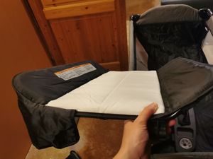 5 in 1 Reisebett, Baby Bett Laufstall bis 15 kg, Beistellbett mit Wickeltisch, Babyschaukel mit Matratze 120 x 60cm(Schwarz) Kunden-Foto 5