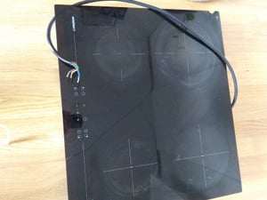 Siemens EA645GN17, Czarny, Wbudowany, Ceramiczna, Szkło ceramiczne, 4 stref(y), 4 stref(y) Zdjęcie produktu od klienta nr 4