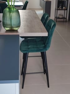 Sedia da bar piccola LYA - verde / nero Foto del cliente 3