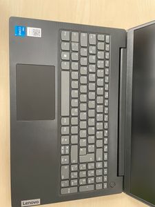 LENOVO 15 6" Intel Core i5-13420H Prozessor 8 x 4.60 GHz Notebook mit 15 6 Zoll Display 24 GB RAM  1000 GB SSD Kunden-Foto 2