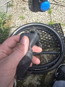  Lieferung inkl. kaputten fahrradschlauch