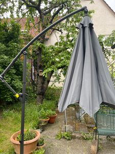 Deuline® Alu 360° drehbare Ampelschirm Ø300cm Sonnenschirm mit Schutzhülle Kurbelschirm UV50+ Gartenschirm Marktschirm Mallorca-Elite 521815 Kunden-Foto 4