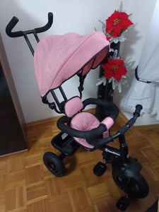 3-in-1 Dreirad mit Schiebestange und Vollgummirädern für Kinder 1-4 Jahre Kunden-Foto 2