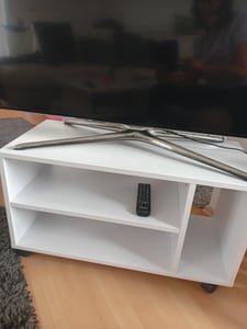TV-Rollwagen MAJA, Weiß mattiert, aus Melamin, 73,5 cm hoch, 42 cm breit Kunden-Foto 2
