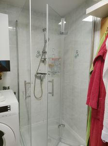 Duschwand Glaswand Glasscheibe Duschglas Duschabtrennung Walk In Duschkabine faltbar drehbar H185cm Kunden-Foto 4