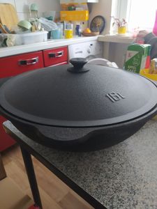 Kazan Gusseisen 8L mit Deckel – Original Uzbekischer Kazan Namangan Dutch Oven Feuertopf für Camping Grill Outdoor Schwenktopf für Plov Wok Eintopf robuster Gusseisenkessel Kunden-Foto 4