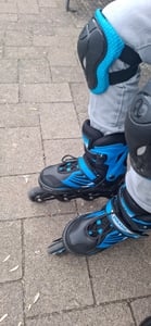 Inline Skates Kinder Vestellbare Inliner mit beleuchteten Rädern Rollschuhe, für Teenager Jungen Mädchen Anfänger, Größe M: 34–37 Kunden-Foto 1